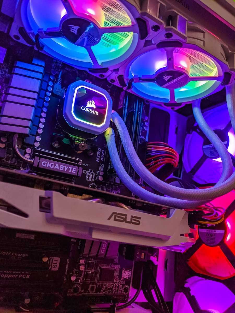 black and blue computer tower
